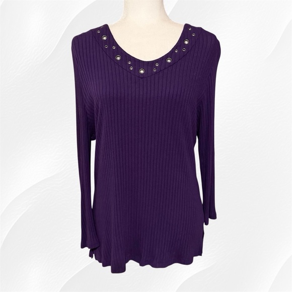 Purple Ribbed Metal Grommet V-Neck Sweater ~ Women’s Large - Picture 2 of 8